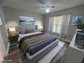 1543 Lake Crystal Dr in West Palm Beach, FL - Building Photo - Building Photo
