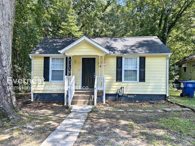 property at 747 Gary Rd NW