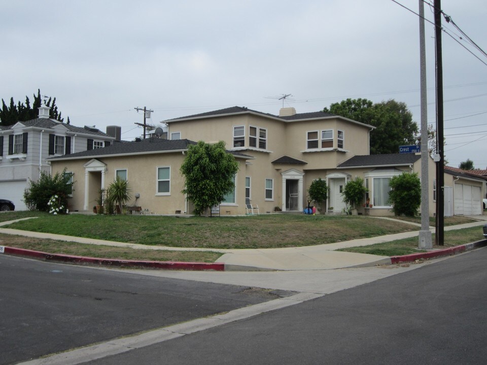 9100 Airdrome St in Los Angeles, CA - Building Photo