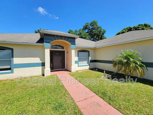 705 Fisher Dr in Kissimmee, FL - Building Photo - Building Photo