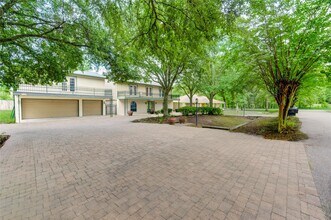 303 Shady Glen Ln in Conroe, TX - Building Photo - Building Photo