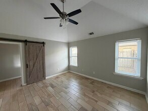 270 Village Dr in Oakland, TN - Building Photo - Building Photo