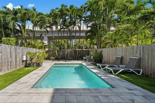 3567 SW 1st Ave in Miami, FL - Building Photo - Building Photo