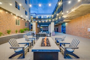 The Fredrick in Tempe, AZ - Building Photo