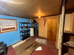 66 Haywardville Rd in East Haddam, CT - Foto de edificio - Building Photo