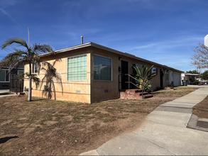 1519 E Maple Ave in El Segundo, CA - Building Photo - Building Photo