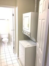 5820 Oakwood Dr in Lisle, IL - Building Photo - Building Photo