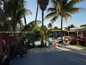 7030 W 15th Ct in Hialeah, FL - Building Photo - Building Photo