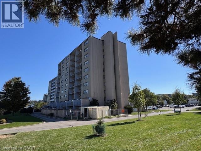 15 Albright Rd in Hamilton, ON - Building Photo - Building Photo