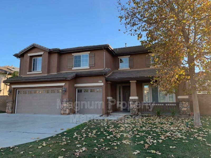 29675 Ski Ranch St in Murrieta, CA - Building Photo