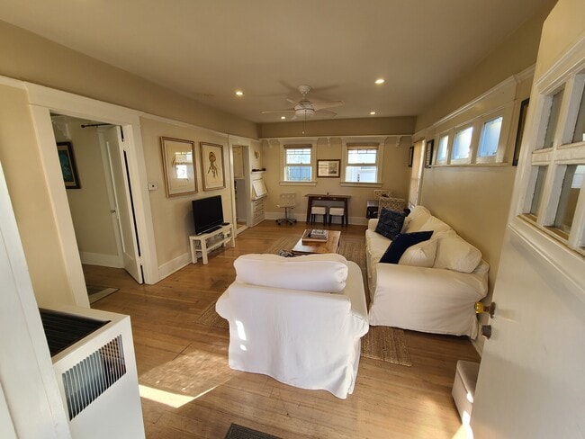 property at 36 19th Pl