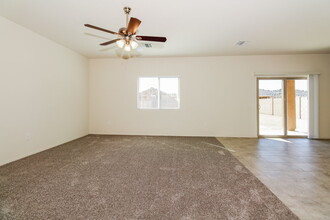 12613 N Wildrose Dr in Marana, AZ - Building Photo - Building Photo