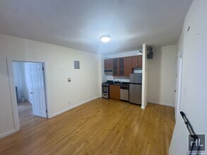 West 11th Street in New York, NY - Building Photo - Building Photo