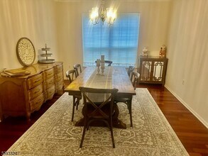 9 Winthrop Dr in Branchburg, NJ - Building Photo - Building Photo