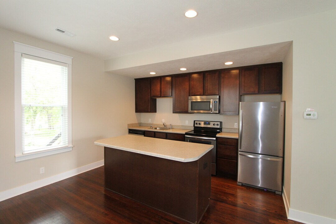 2030 Vinton St in Omaha, NE - Building Photo