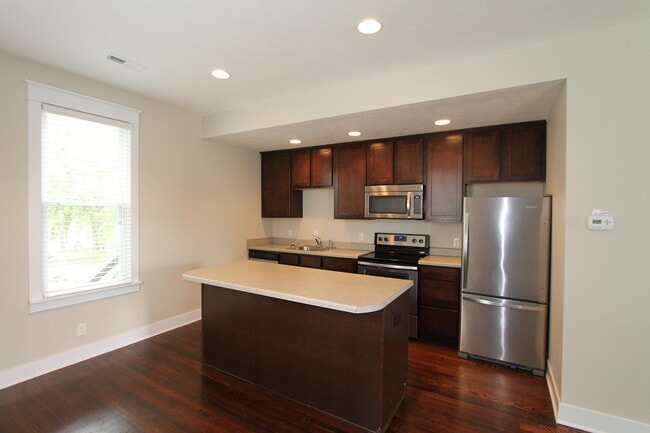 property at 2030 Vinton St