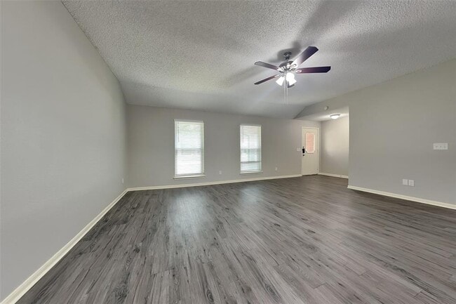 18138 Garden Manor Dr in Houston, TX - Building Photo - Building Photo