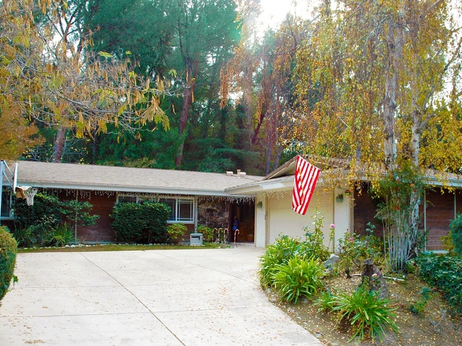property at 5920 Fairhaven Ave