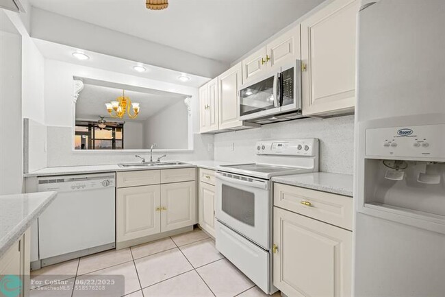 property at 110 Lake Emerald Dr