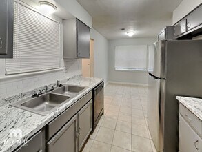 6035 Devon Cir in Horn Lake, MS - Building Photo - Building Photo