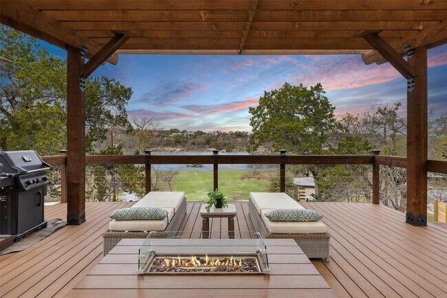 119 Vicinity Trail in Spicewood, TX - Building Photo - Building Photo