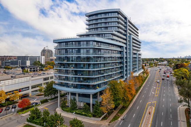 Arc Condo in Toronto, ON - Building Photo - Building Photo