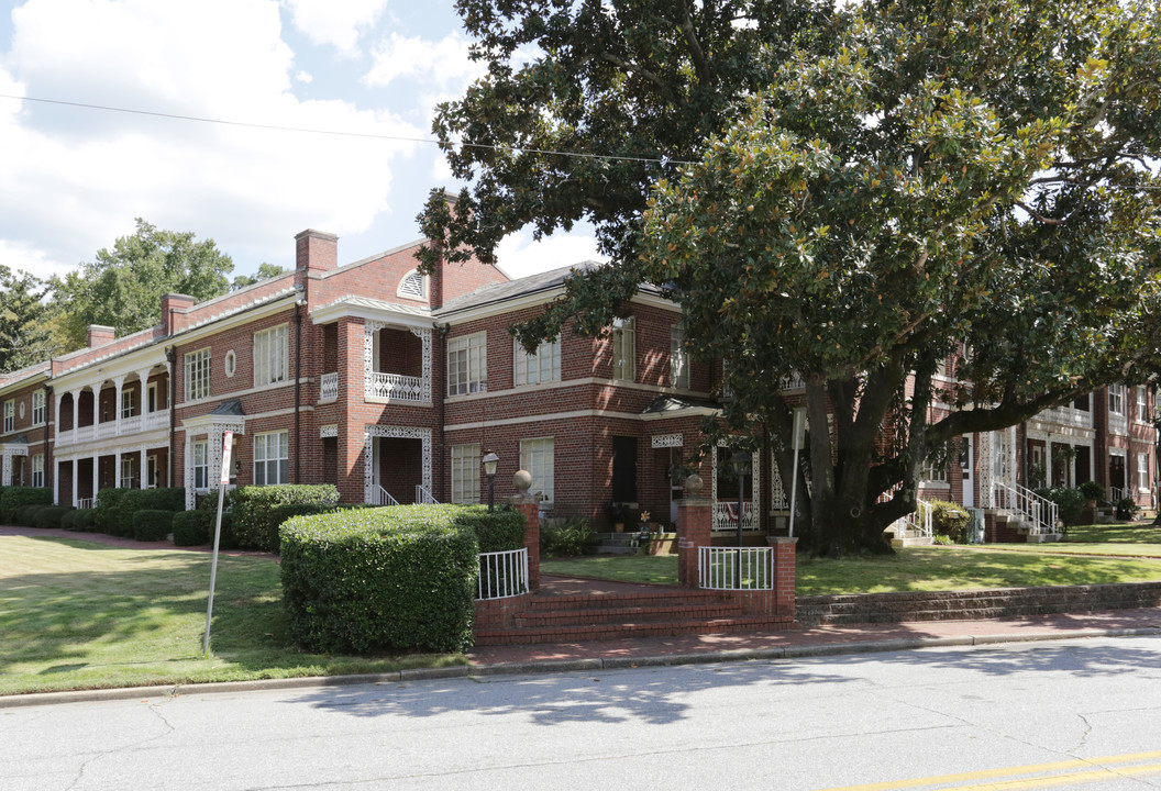 LaDelle Apartments in Columbus, GA - Building Photo