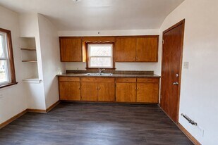 2969 N 56th St in Milwaukee, WI - Building Photo