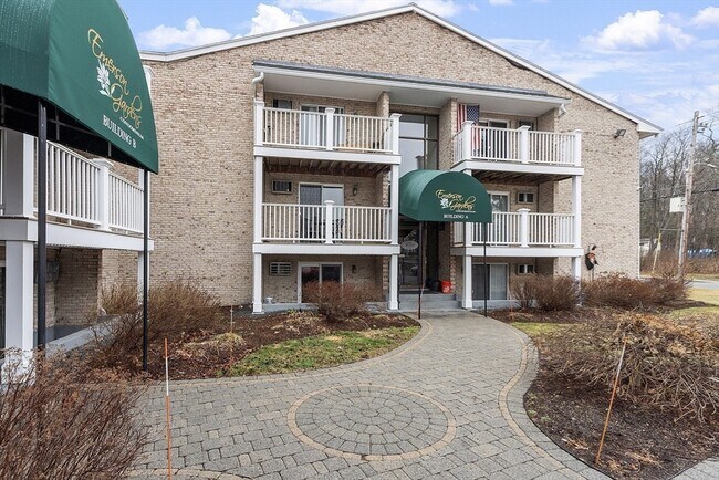 200 Manning St in Hudson, MA - Building Photo - Building Photo