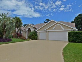 1367 Cypress Trace Dr in Melbourne, FL - Building Photo