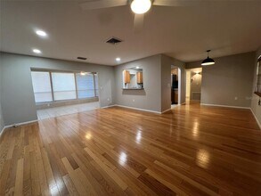 417 Courbet Dr in Nokomis, FL - Building Photo - Building Photo