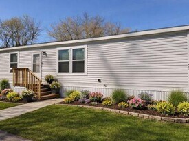 53 Bel-Aire Dr in Madison, WI - Building Photo