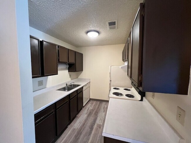 Candlewood Apartments