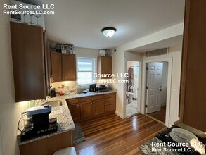 23 Willard Ave, Unit 2 in Medford, MA - Foto de edificio - Building Photo