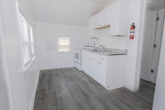 125 Bell St in Ypsilanti, MI - Building Photo - Building Photo