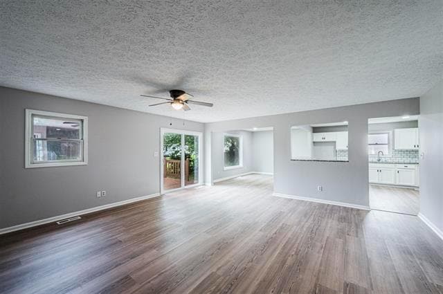 1211 Derek Dr in Franklin, KY - Building Photo - Building Photo