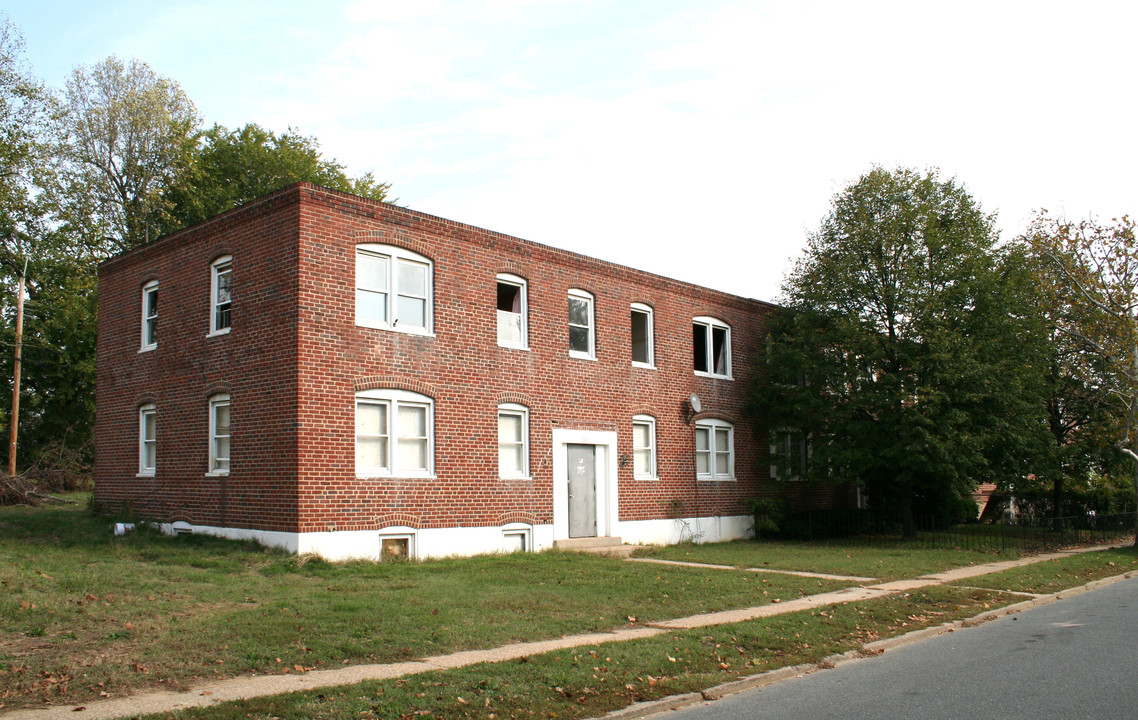 Yorkway Apartments in Dundalk, MD - Building Photo