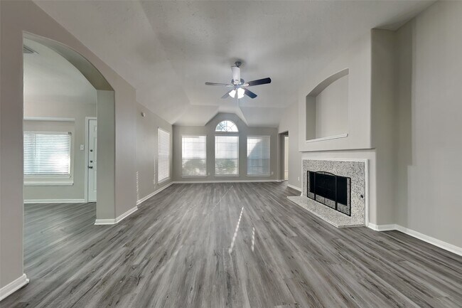 90 S Dreamweaver Cir in Spring, TX - Building Photo - Building Photo