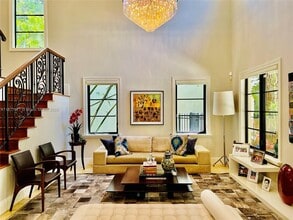 1668 Micanopy Ave in Miami, FL - Building Photo - Building Photo
