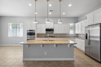 7410 W Buckskin Trail in Peoria, AZ - Building Photo - Building Photo