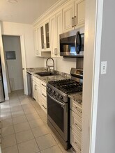 4515 Willard Ave, Unit 815S in Chevy Chase, MD - Building Photo - Building Photo