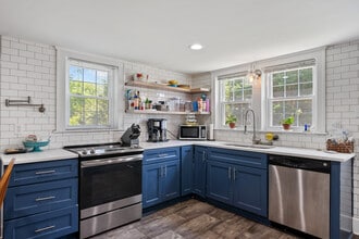 547 Montgomery St, Unit 2 in Christiansburg, VA - Building Photo - Building Photo