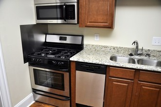 2213 W Cary St in Richmond, VA - Building Photo - Building Photo