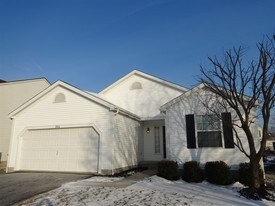 5104 Hilliard Green Dr in Hilliard, OH - Building Photo
