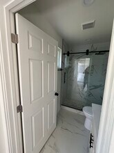 14629 Haynes St in Van Nuys, CA - Building Photo - Building Photo