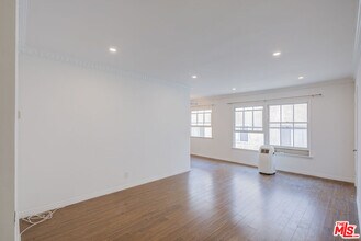 1643 N Formosa Ave in Los Angeles, CA - Building Photo - Building Photo