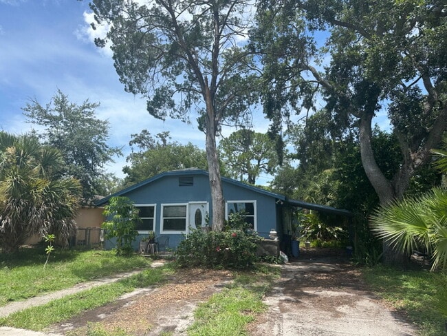 5801 Virginia Ave in New Port Richey, FL - Building Photo - Building Photo