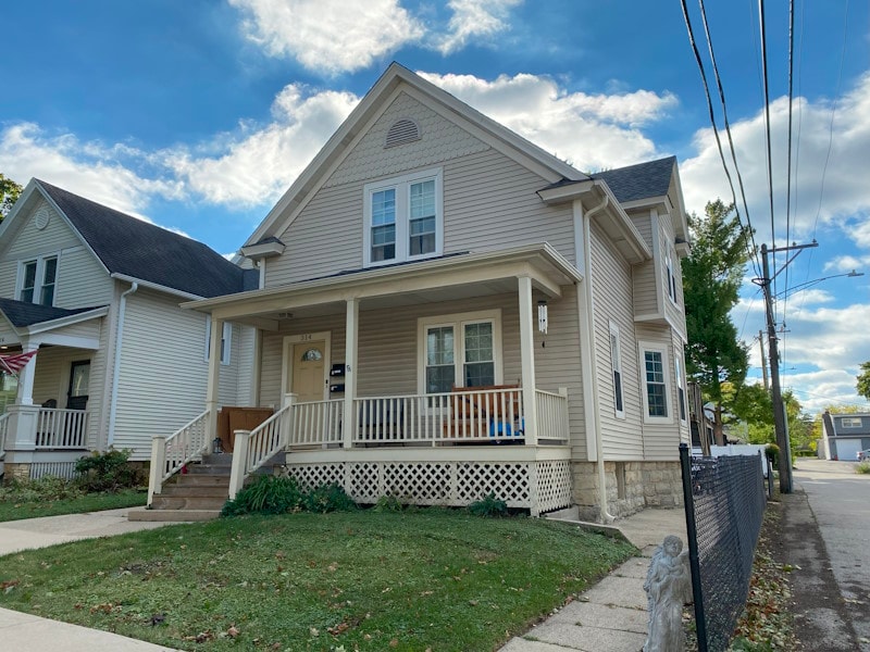 314 S Hale St in Wheaton, IL - Building Photo