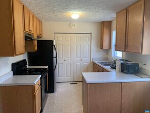 7075 Maudes Ln in Gordonsville, VA - Building Photo - Building Photo