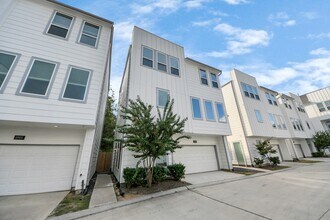 1907 Lonestar Brook Ln in Houston, TX - Building Photo - Building Photo